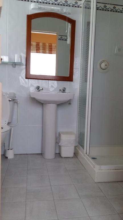 Abacus Guesthouse Galway Bagian luar foto